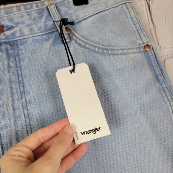 Wrangler Bonnie 683 Sonny light wash loose flare wide leg jeans - Picture 7 of 12